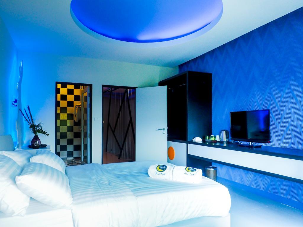 De Ja Moon Hostel เชียงใหม่ ภายนอก รูปภาพ