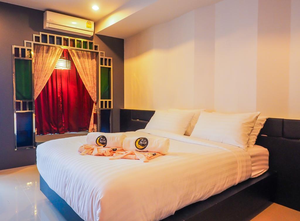 De Ja Moon Hostel เชียงใหม่ ภายนอก รูปภาพ