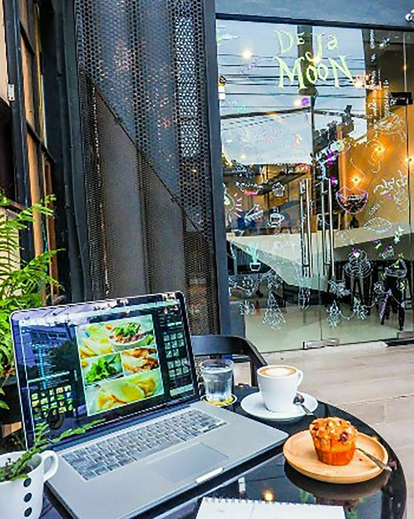 De Ja Moon Hostel เชียงใหม่ ภายนอก รูปภาพ